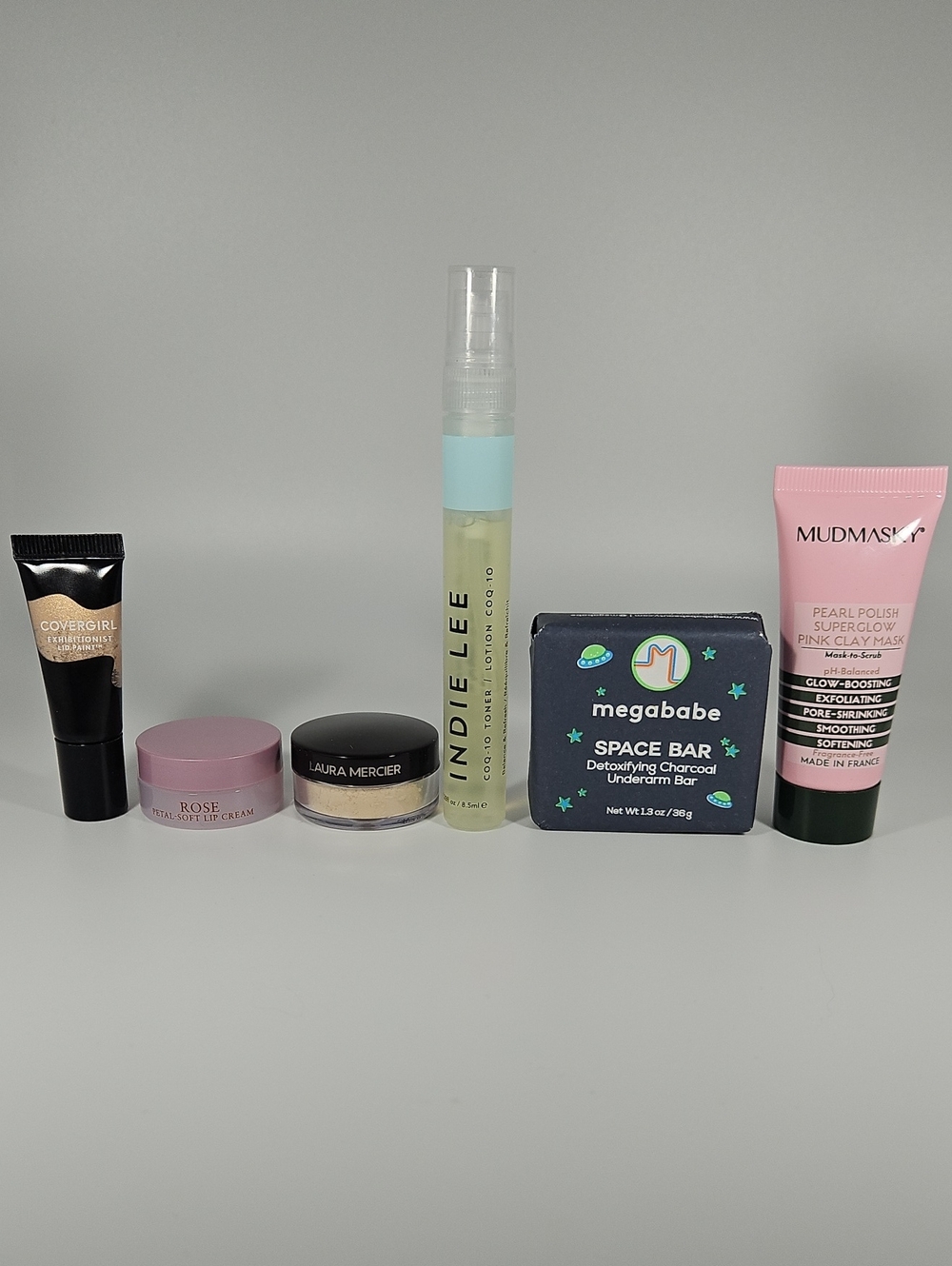 Beauty Lot (6 DELUXE SAMPLE-SIZES + 1 MYSTERY FREE FULL-SIZE)